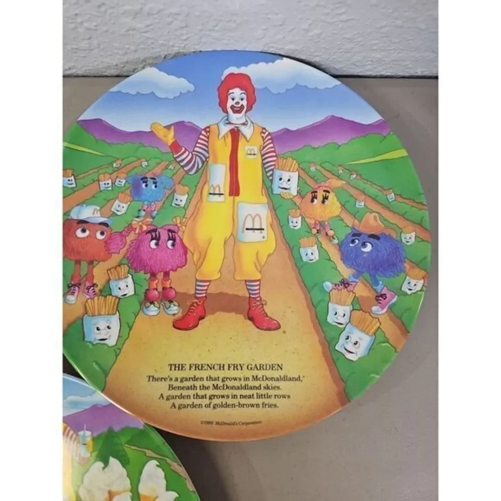 Set Of 3 Vintage 1989 McDonalds Plates (French Fry, McNugget Band, University)‎